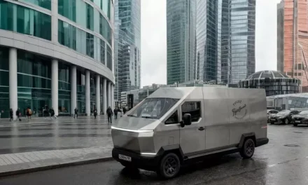 Tesla Cybertruck Versi Minibus Kini Di Buat Oleh Rusia