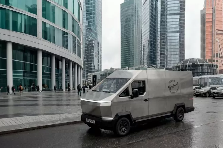 Tesla Cybertruck Versi Minibus Kini Di Buat Oleh Rusia