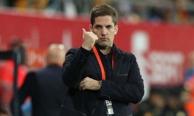 Eks Pelatih Timnas Spanyol Di Tuding Pakai AI Saat Besut Sochi