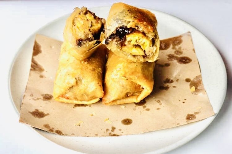 Lumpia Pisang Cokelat Dan Resepnya Yang Cocok Untuk Menu Takjil