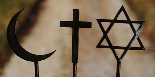 Pentingnya Agama Dalam Kehidupan Manusia